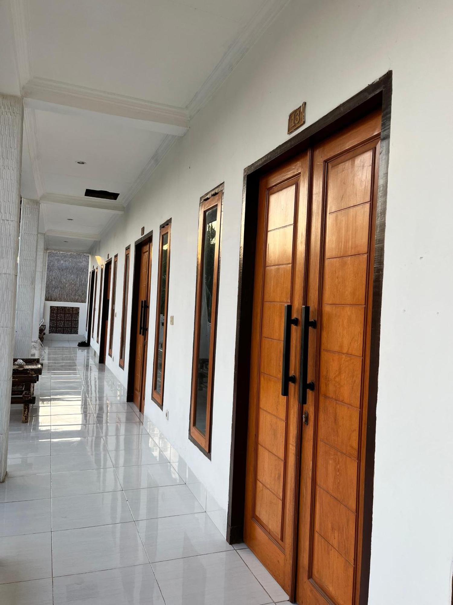 Bale Sunrise Hotel Quần đảo Gili Ngoại thất bức ảnh